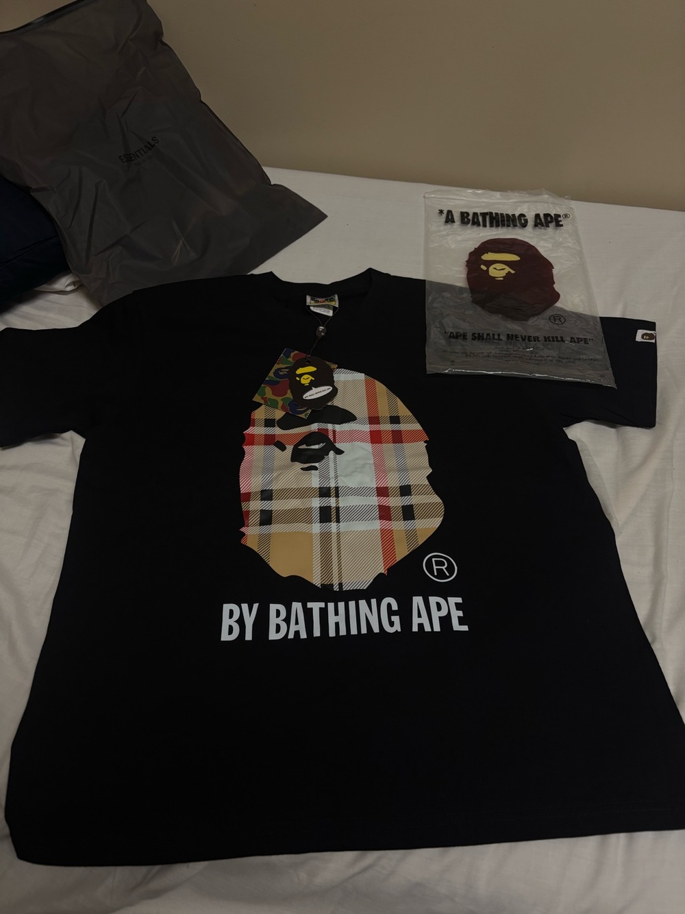 Black bathing ape tee